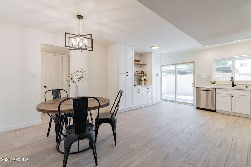 8213 E Berridge Ln, Scottsdale, AZ 85250