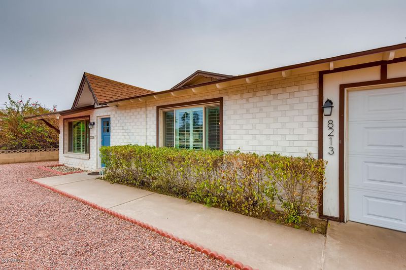 8213 E Mitchell Dr, Scottsdale, AZ 85251