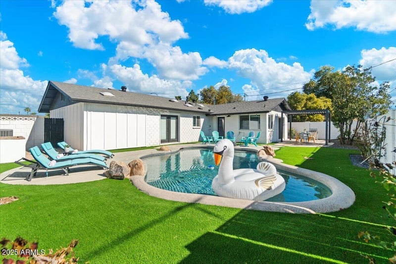 8213 Fairmount Ave, Scottsdale, AZ 85251