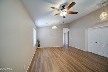 8213 Jenna Ln, Laveen, AZ 85339
