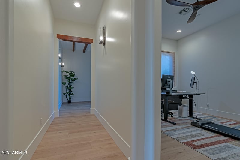 8214 16th St, Phoenix, AZ 85020