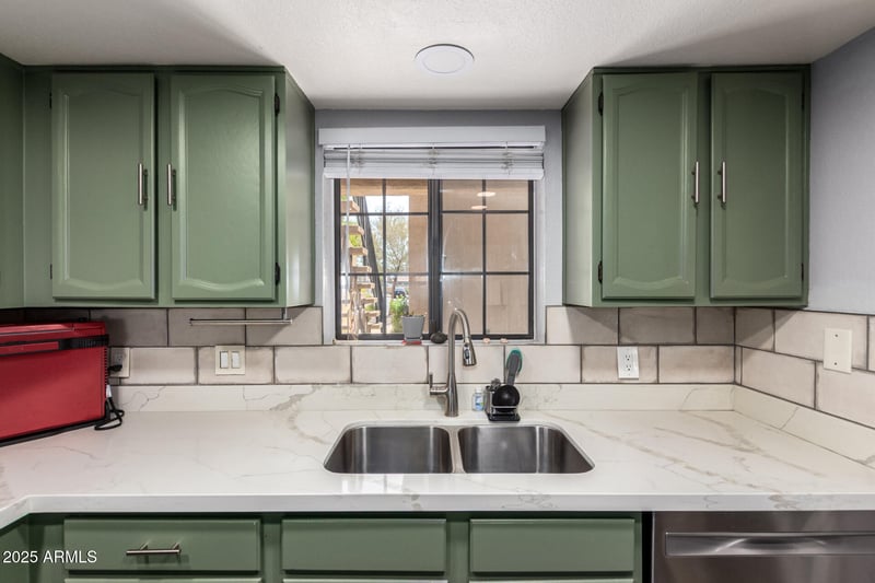 8214 21st Dr #A104, Phoenix, AZ 85021