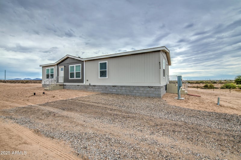 8214 353rd Ln, Tonopah, AZ 85354