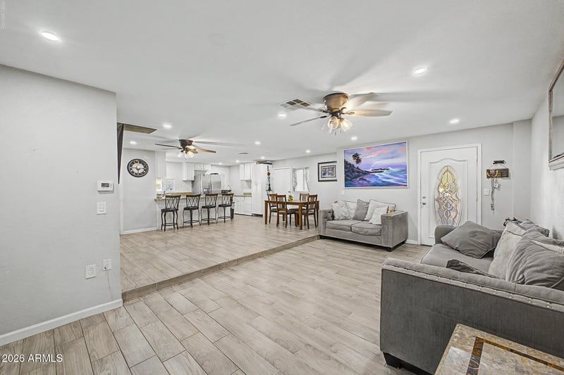 8214 4th Ave, Mesa, AZ 85208