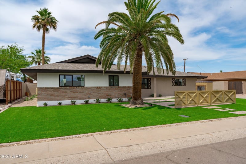 8214 Northland Dr, Scottsdale, AZ 85251