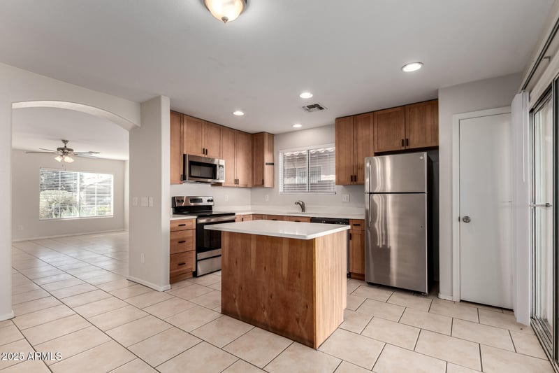 8214 Papago St, Phoenix, AZ 85043