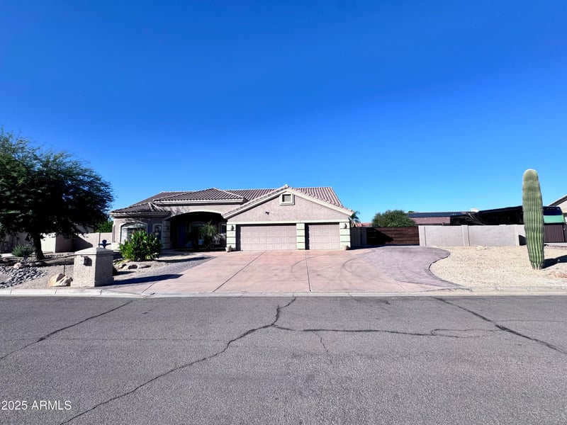 8214 Villa Chula Ln, Peoria, AZ 85383