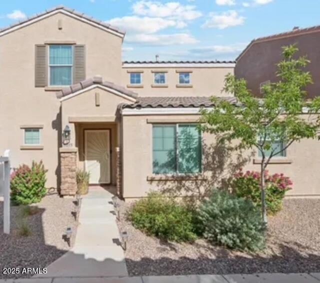 8215 Albeniz Pl, Phoenix, AZ 85043