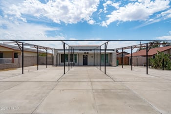 8215 E 6th Ave, Mesa, AZ 85208
