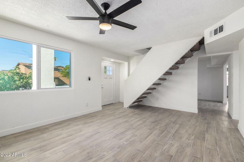 8217 W Whitton Ave, Phoenix, AZ 85033