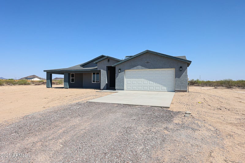 8218 351st Ln, Tonopah, AZ 85354