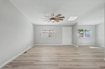 8218 6th Ave, Mesa, AZ 85208