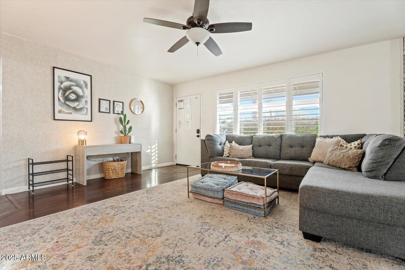 8218 Pine Dr, Scottsdale, AZ 85257