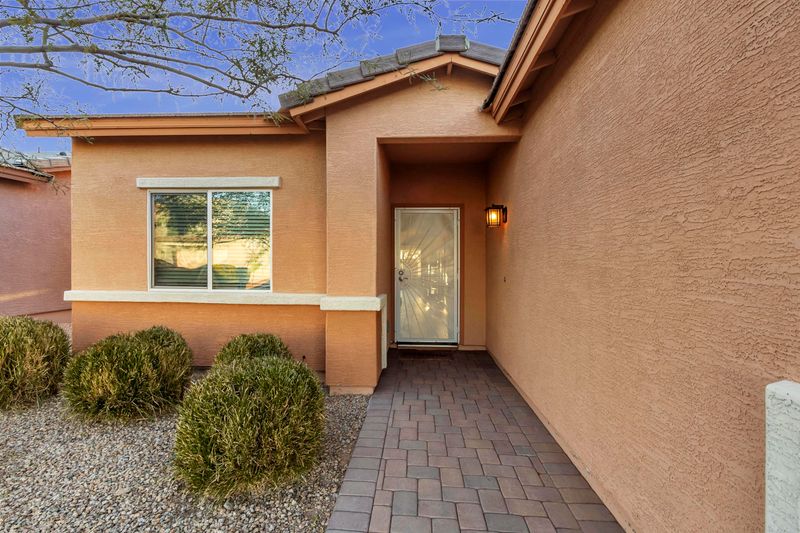 8218 S 4th Ln, Phoenix, AZ 85041