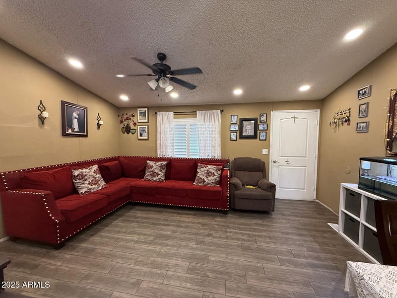 8218 S 7th St #168, Phoenix, AZ 85042