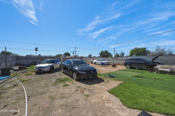 8219 1st Ave, Mesa, AZ 85208