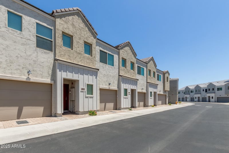8219 22nd Dr, Phoenix, AZ 85021