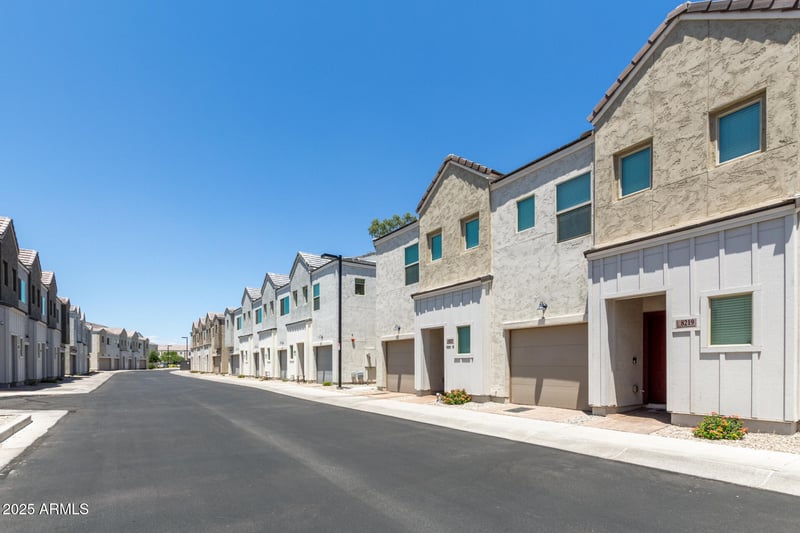 8219 22nd Dr, Phoenix, AZ 85021