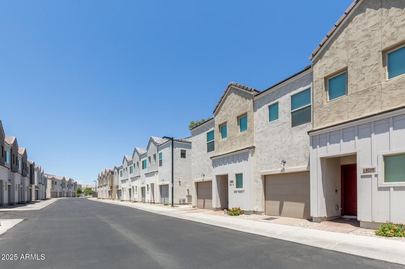 8219 22nd Dr, Phoenix, AZ 85021