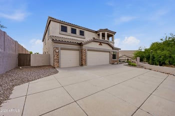 8219 E Tesoro Cir, Mesa, AZ 85207