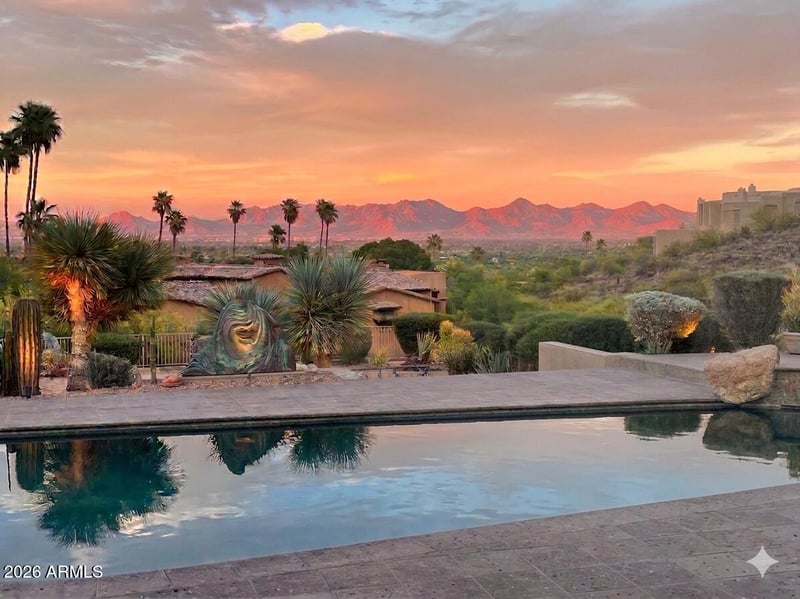 8219 N Charles Dr, Paradise Valley, AZ 85253
