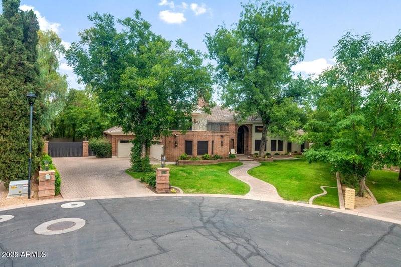 8219 Pecan Grove Cir, Tempe, AZ 85284