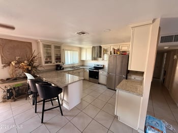 8219 Piccadilly Rd, Phoenix, AZ 85033