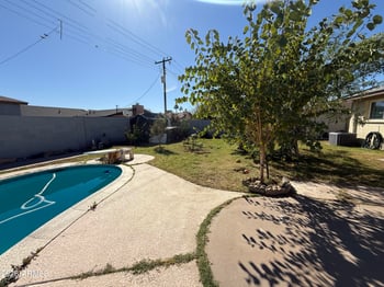 8219 Piccadilly Rd, Phoenix, AZ 85033