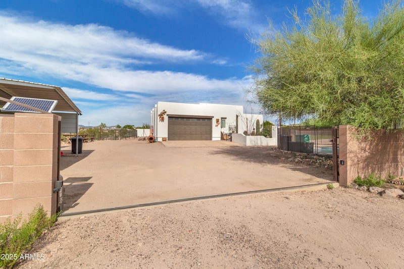 822 Cortez Rd, Apache Junction, AZ 85119