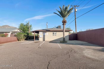 822 Carol Ave, Phoenix, AZ 85020