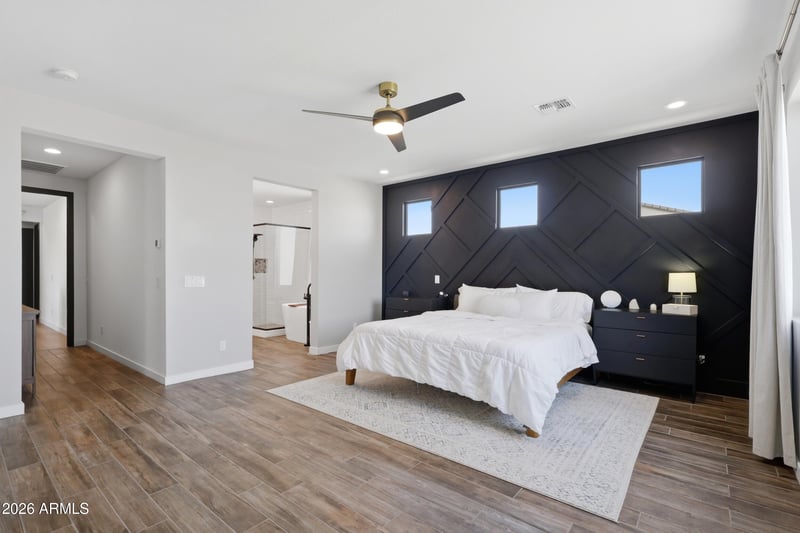 822 E Hopi Trl, Phoenix, AZ 85042
