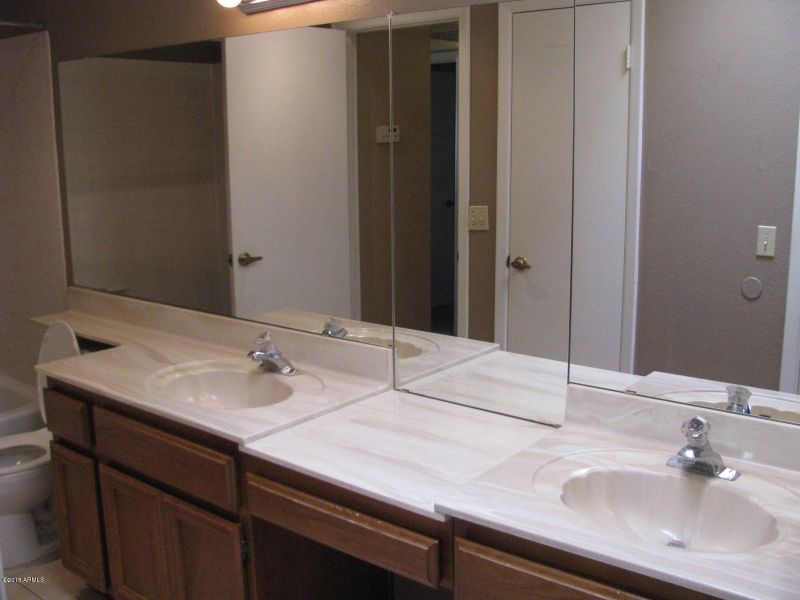 822 E Morningside Dr, Phoenix, AZ 85022
