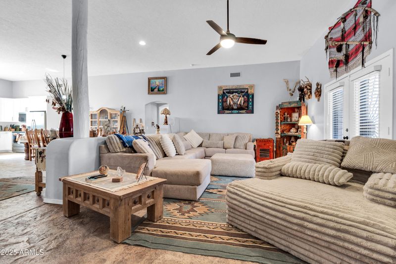 822 N Cortez Rd, Apache Junction, AZ 85119