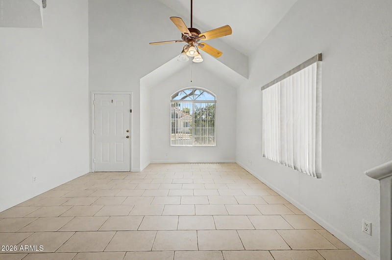 822 W Bradford Dr, Gilbert, AZ 85233