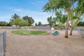 822 Malibu Dr, Tempe, AZ 85282