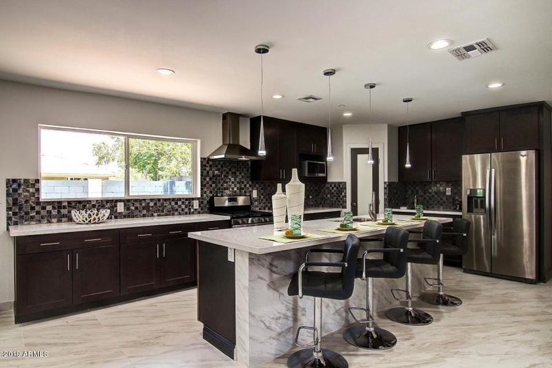 8220 E Oak St, Scottsdale, AZ 85257