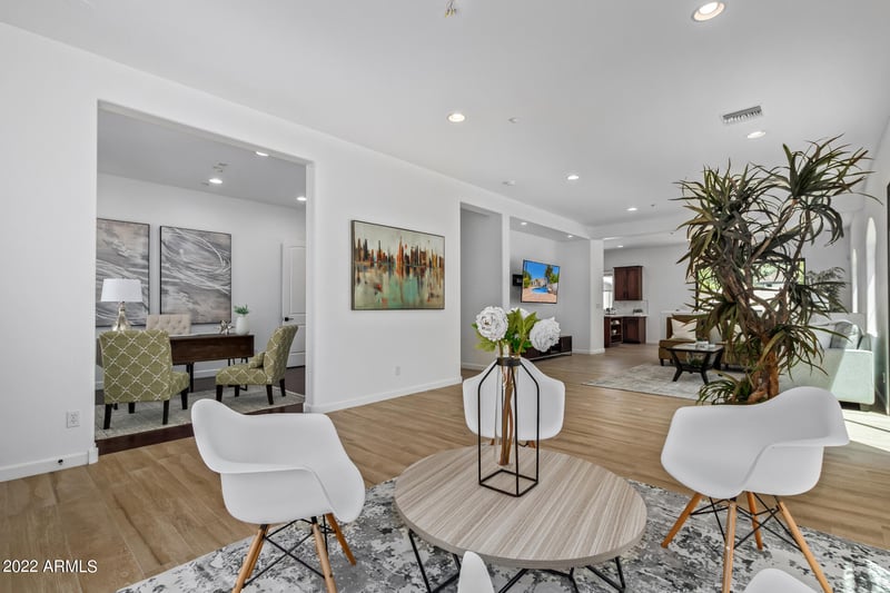 8220 E Sage Dr, Scottsdale, AZ 85250