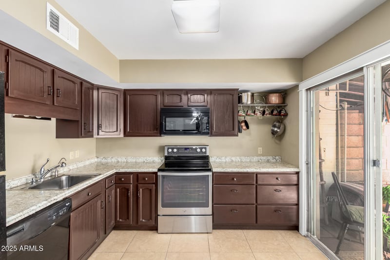 8220 Garfield St #M8, Scottsdale, AZ 85257