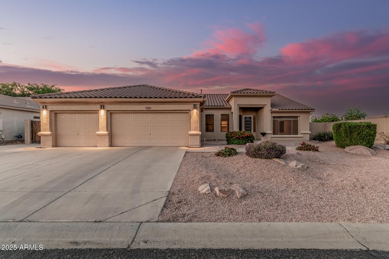 8220 Mariposa Grande Ln, Peoria, AZ 85383