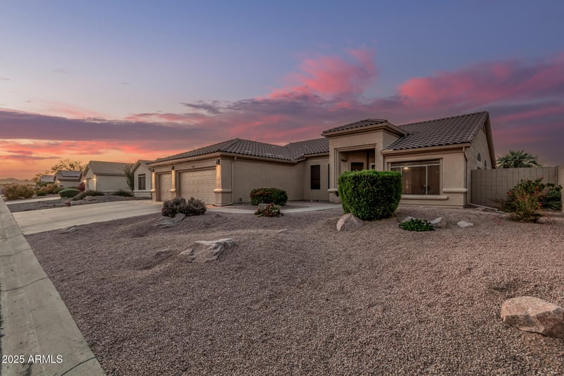 8220 Mariposa Grande Ln, Peoria, AZ 85383