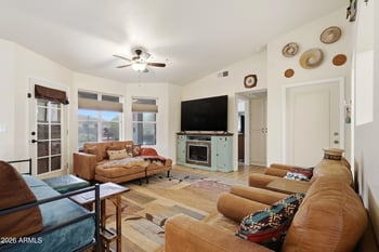 8221 Meseto Ave, Mesa, AZ 85209