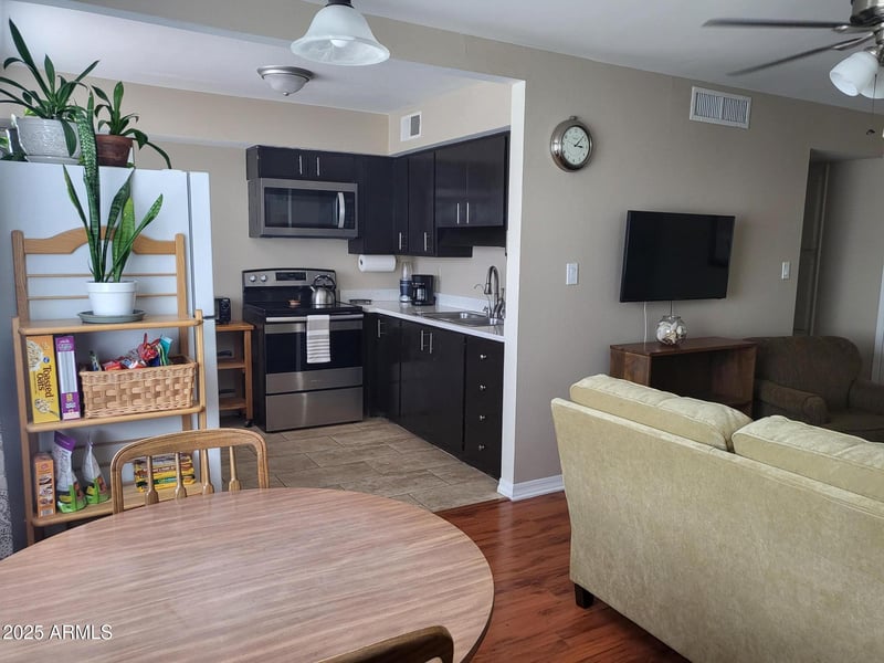 8221 Garfield St #L109, Scottsdale, AZ 85257