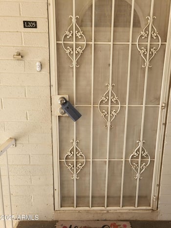8221 Garfield St #L205, Scottsdale, AZ 85257