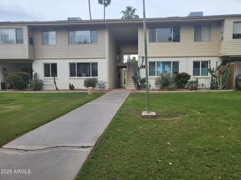 8221 Garfield St #L205, Scottsdale, AZ 85257