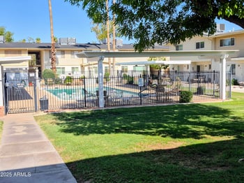 8221 Garfield St #L214, Scottsdale, AZ 85257