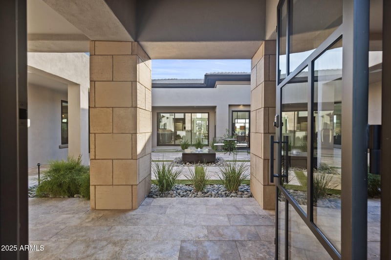 8222 E Old Paint Trl, Scottsdale, AZ 85266