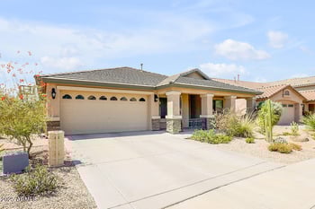 8222 Jenna Ln, Laveen, AZ 85339
