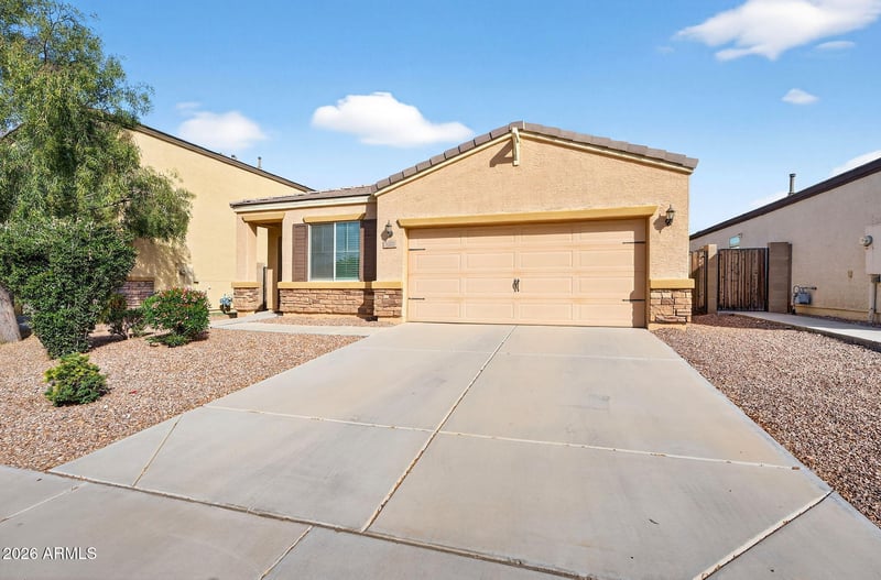 8222 W Wood Ln, Phoenix, AZ 85043