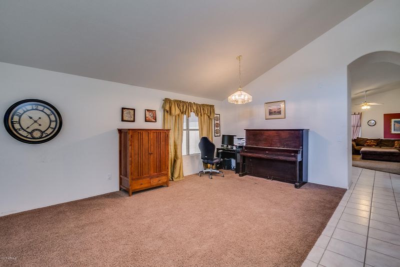 8223 E Portobello Ave, Mesa, AZ 85212