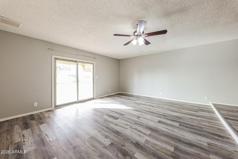 8223 Roosevelt St, Peoria, AZ 85345